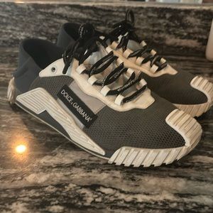 Used Dolce and Gabbana men’s sneakers.